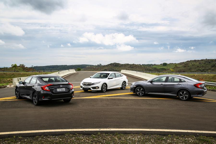  Honda Civic EXL Sedan (FC) 2016 года  (LA) (фото 39 из 41)